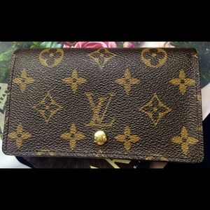Authentic Monogram LV Tresor Wallet